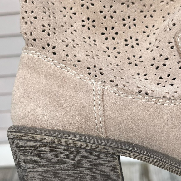 Tan ankle boot - Picture 4 of 8